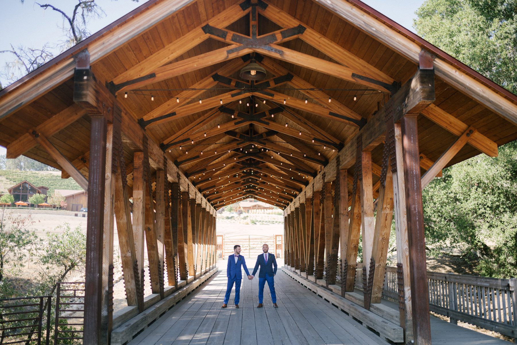 halter ranch wedding in paso robles califorina celebrated by paso robles wedding photographer Yvonne Goll