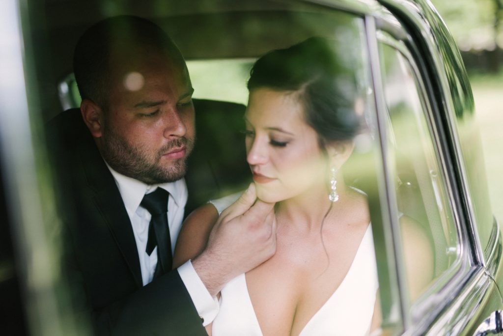 How Many Hours Do We Need A Wedding Photographer?