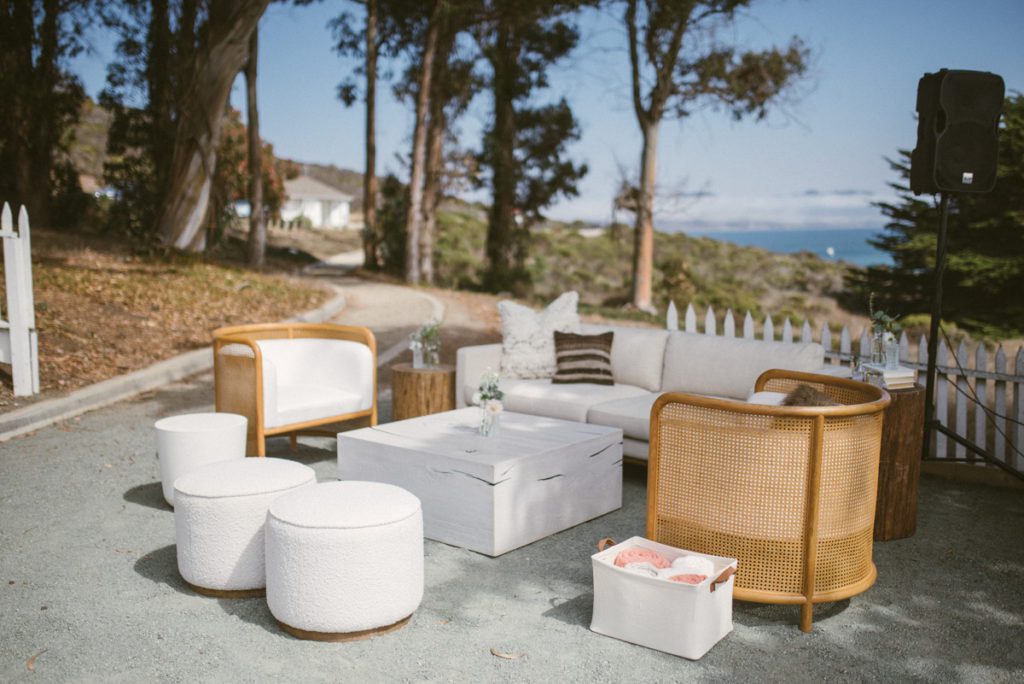 avenue 12 wedding furniture