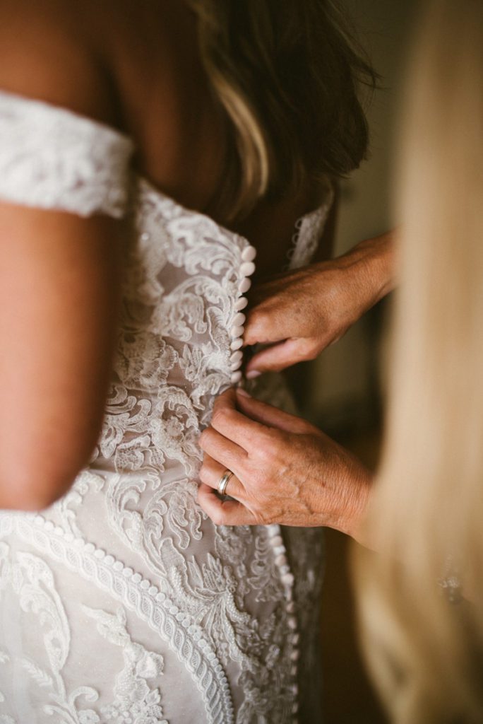lace wedding dress slo wedding venue