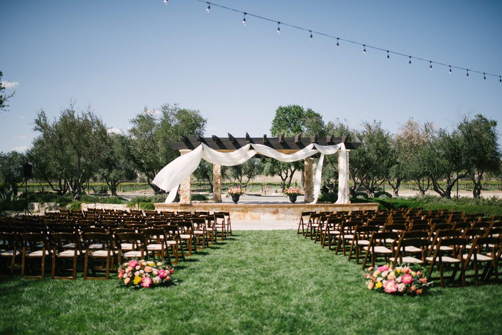 wedding at rava winery